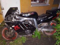 Suzuki GSX-R 400. 400 куб. см., неисправен, птс, с пробегом