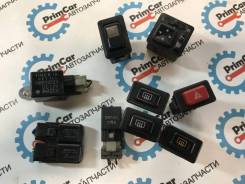 Кнопка управления дверями. Mitsubishi Pajero Mitsubishi Lancer, CA3A, CA4A, CB2A, CB3A, CB4A, CB6A, CB7A, CB8A, CB8AR, CC3A, CC4A, CD3A, CD5A, CD7A, C...