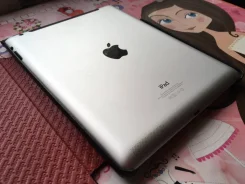 Apple iPad 4 ����