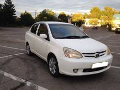 Toyota Platz. Без водителя