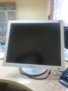 Samsung. 19", ���������� �� (LCD)