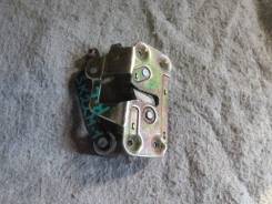 Замок сдвижной двери. Mitsubishi Delica, SK22L, SK22LM, SK22M, SK22MM, SK22T, SK22TM, SK22V, SK22VM Nissan Vanette, SK22MN, SK22VN Mazda Bongo, SK22L...