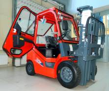 Heli CPCD25. Новый вилочный погрузчик HELI CPCD25 (двс Isuzu), 2 500 кг., Дизельный