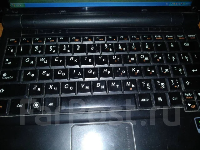 Lenovo IdeaPad. 12.1", 1 600����, ��� 1024 ��, ���� 150���, WiFi: 1 ����
