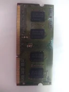 SO-DIMM DDR3.
