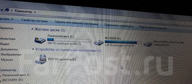 HP G62. 15.6", 2,1����, ��� 4 ��, ���� 500���, WiFi: 1, Bluetooth: 1, ����������� �� 1��. ����