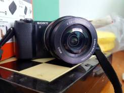 Sony Alpha ILCE-5000 Kit. 20 и более Мп, зум: 14х и более