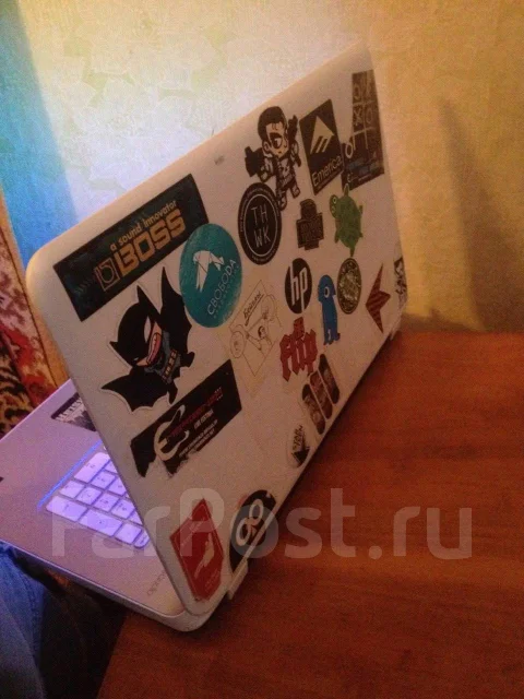 HP Pavilion 17. 17", 1,9����, ���� 906���, WiFi: 1, Bluetooth: 1, ����������� �� 1��. ����