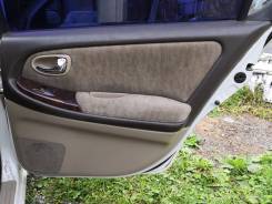 Обшивка двери. Nissan Maxima, A33 Nissan Cefiro, A33