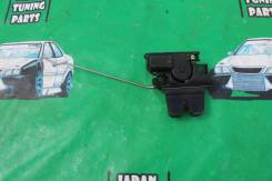 Замок багажника. Toyota Chaser, GX100, GX105, JZX100, JZX101, JZX105, LX100 Двигатели: 1GFE, 1JZGE, 1JZGTE, 2JZGE, 2LTE