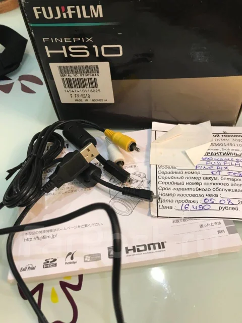 Fujifilm FinePix HS10. ���: 14� � ����� ����