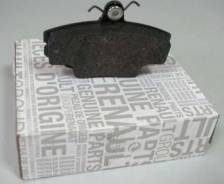 Колодки тормозные. Renault: Megane, Logan, Scenic, Twingo, Express, Clio Двигатели: E7J, F3R, F8Q, F9Q, K4J, K4M, K7M, D4D, D4F, K7J, K9K, D7D, D7F, C...