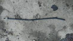 Упор капота. Mazda Training Car, BJ5P Mazda Familia, BJ3P, BJ5P, BJ5W, BJ8W, BJEP, BJFP, BJFW, YR46U15, YR46U35, ZR16U65, ZR16U85, ZR16UX5 Mazda 323...