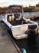 Quintrex. 2010 ���, ����� 5,65��., ��������� ���������, 140��.�., ������ ����