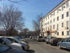 Продам уютный офис(два кабинета) 35 кв. м. с мебелью в центре города. Улица Фонтанная 17, р-н Центр, 35 кв. м. Дом снаружи