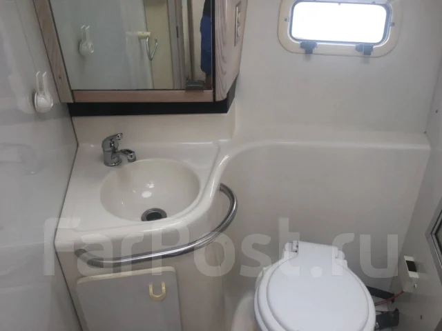 Bayliner. 2001 ���, ����� 10,72��., ��������� ��� ���������, 620��.�., ������ ����
