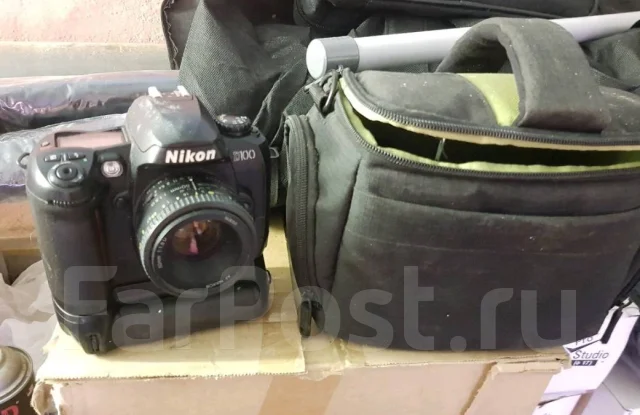 Nikon D100 ����
