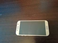 Samsung Galaxy A7 2017. Б/у, 32 Гб, Золотой, 3G, 4G LTE, Dual-SIM, Защищенный