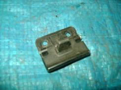 Консоль кпп. Toyota: Windom, Crown, Prius C, Corolla, Altezza, Sequoia, Vista, Sprinter, Vanguard, Hiace, Comfort, Corolla Rumion, Belta, RAV4, Camry...