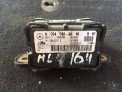 Датчик ускорения. Mercedes-Benz GL-Class, W164 Mercedes-Benz M-Class, W164 Mercedes-Benz R-Class, W251 Двигатели: M273E46, M273E55, OM629, OM642, M113...