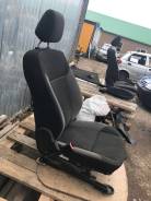 Сиденье. Ford Focus, BK, BL, BM, CB8 Двигатели: ECOBOOST, IQDB, JQDA, JQDB, JTDA, JTDB, M1DA, M2DA, M8DA, M8DB, M9DA, M9DB, MUDA, NGDA, NGDB, PNDA, T1...