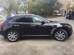 Infiniti FX35. С водителем