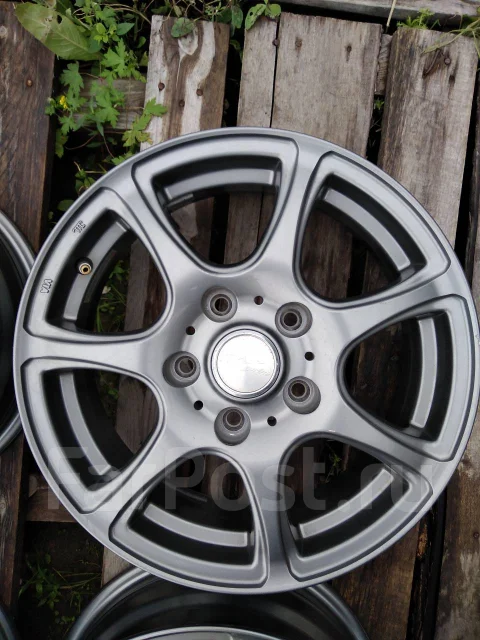 Esprine. 5.5x15", 5x114.3, ET45 ����