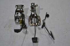 Накладка на педаль. Toyota Celica, ST202, ST202C Двигатели: 3SGE, 3SGEL, 3SGELC, 3SGELU