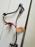 Датчик abs. Toyota Nadia, ACN10, ACN10H, ACN15, ACN15H, SXN10, SXN10H, SXN15, SXN15H Двигатели: 1AZFSE, 3SFE, 3SFSE