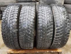 Nokian. Зимние, шипованные, 2011 год, 50 %, 4 шт