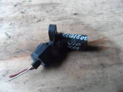 Датчик положения коленвала. Nissan: Bluebird, Avenir, Almera, Sunny, Micra C+C, Cube, Bluebird Sylphy, Patrol, Micra, Tino, Cima, President, AD, Wingr...