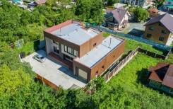 Продам Загородный дом 300 м2 с земельным участком 14 соток. Улица Шевченко 41д, р-н Океанская, площадь дома 300 кв. м., скважина, электричество 25 кВт...