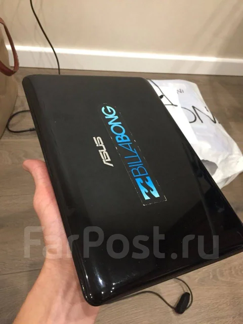 Asus Eee PC 1005P. 10.1", 1,6����, ��� 2048 ��, ���� 160���, WiFi: 1, Bluetooth: 1, ����������� �� 2��. ����
