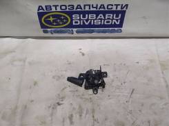 Замок капота. Subaru Forester, SF5 Двигатели: EJ20, EJ201, EJ202, EJ203, EJ204, EJ205, EJ20A, EJ20E, EJ20G, EJ20J