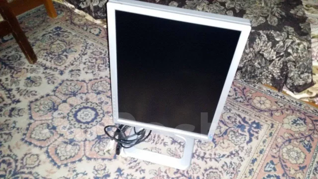 Samsung. 21" ����