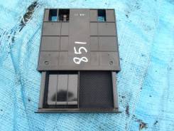 Карман. Toyota Land Cruiser, KDJ90, KDJ95, VZJ90, VZJ95 Toyota Land Cruiser Prado, KDJ90, KDJ90W, KDJ95, KDJ95W, KZJ90, KZJ90W, KZJ95, KZJ95W, RZJ90...