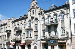5-комнатная, улица Светланская 61. Центр, проверенное агентство, 195 кв. м. Дом снаружи