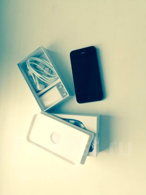 Apple iPhone 4s. �/� ����