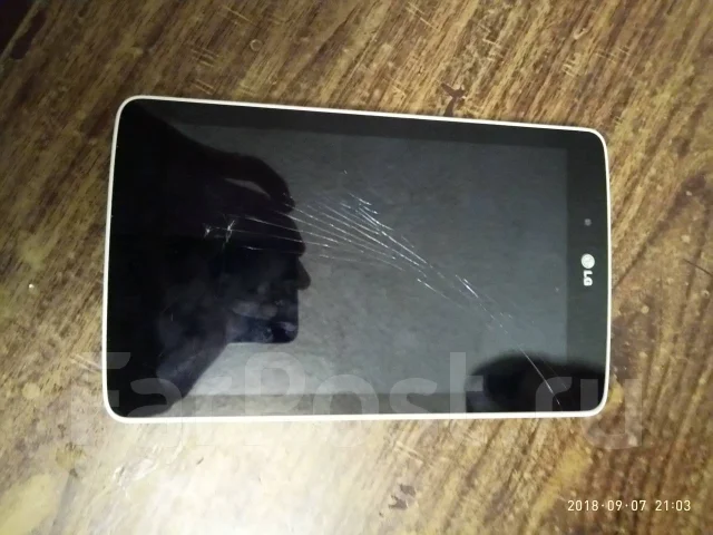 LG G Pad 7.0 V400 ����
