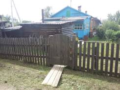 Продам часть жилого дома. Улица Луцкого 2, р-н Село Чугуевка, площадь дома 38 кв. м., скважина, электричество 15 кВт, отопление твердотопливное, от ча...