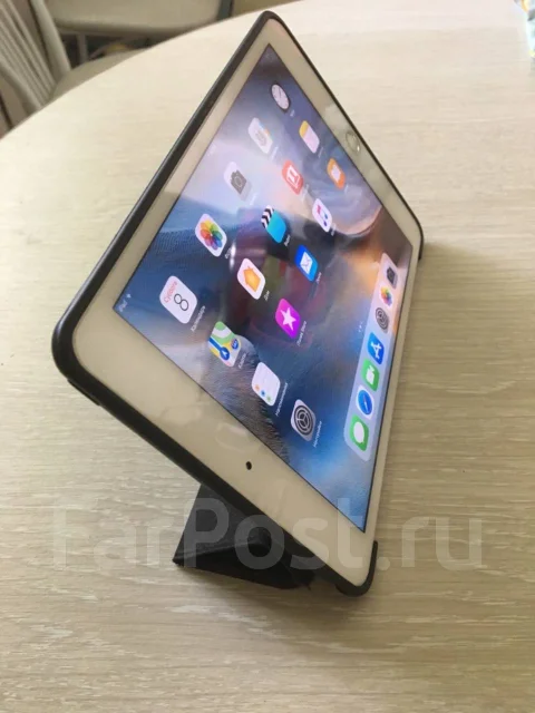 Apple iPad Mini 4 ����