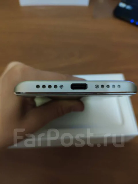 Xiaomi Mi5S. �/�, �����������, 3G, 4G LTE, Dual-SIM ����