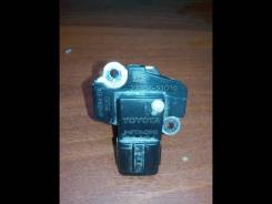 Датчик расхода воздуха. Lexus LX450d, VDJ201 Lexus LX460, VDJ201 Lexus LX570, VDJ201 Toyota Land Cruiser, VDJ200, VDJ76, VDJ78, VDJ79, UZJ200W, J200...