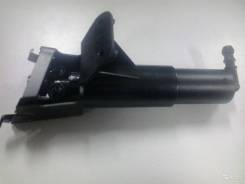 Омыватель фар. Toyota Avensis, ADT250, ADT251, AZT250, AZT250L, AZT250W, AZT251, AZT251L, AZT251W, ZZT250, ZZT251, ZZT251L Двигатели: 1ADFTV, 1AZFE, 1...