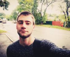Курьер. Среднее образование, опыт работы 4 года