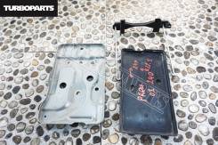 Крепление аккумулятора. Toyota: Premio, Allion, Wish, Caldina, Opa Двигатели: 1AZFSE, 1NZFE, 1ZZFE, 1AZFE, 3SGTE