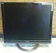 Asus. 20", технология ЖК (LCD)