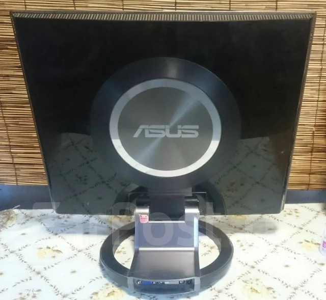 Asus. 20" ����