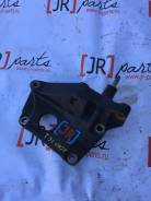 Кронштейн опоры двигателя. Nissan: Liberty, Wingroad, Bluebird Sylphy, X-Trail, Presage, Serena, Bassara, Sentra, Primera, AD, Prairie Двигатели: QR20...