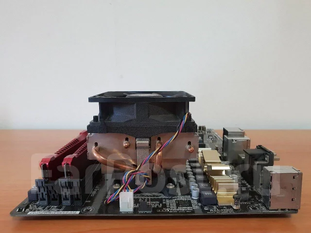 Socket FM2+ ����